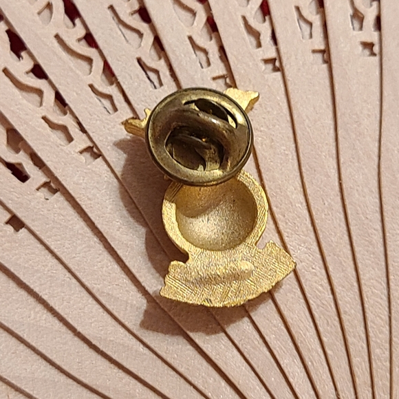 Gold Birdie Brooch Super Nice - Picture 5 of 6